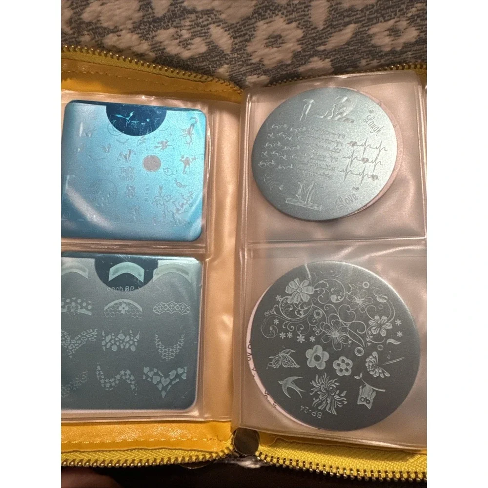 Born Pretty Lot Of Nail Stamping Plates With Case
